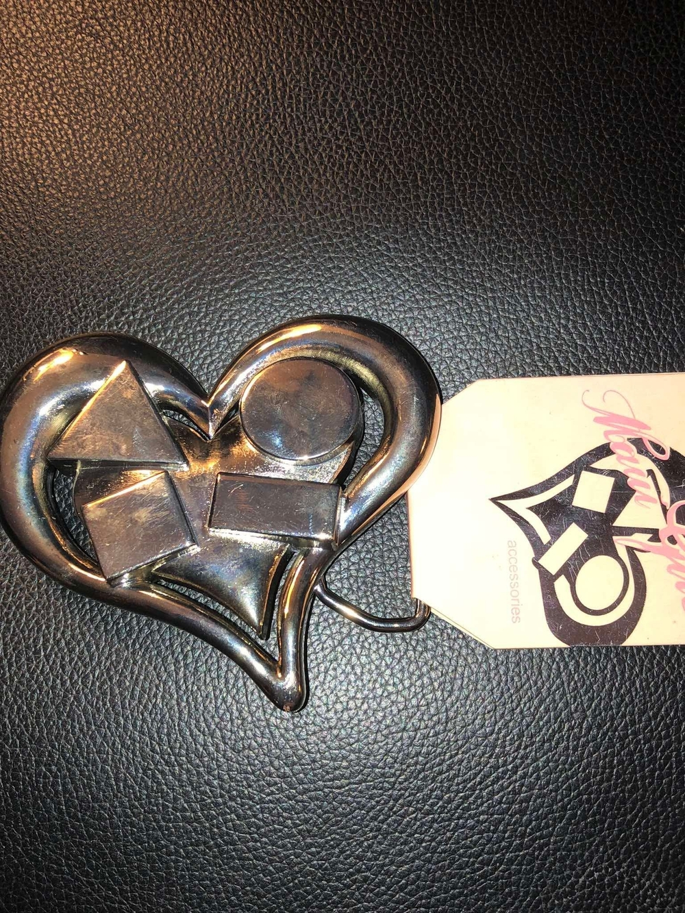 Silver-tone modernist heart belt buckle